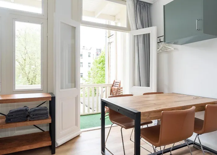 Hotspot アパート *